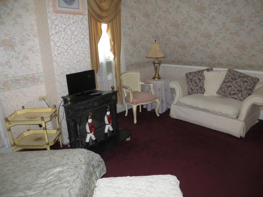 Edith Palmer'S Country Inn, Historical Bed & Breakfast Virginia City Ngoại thất bức ảnh