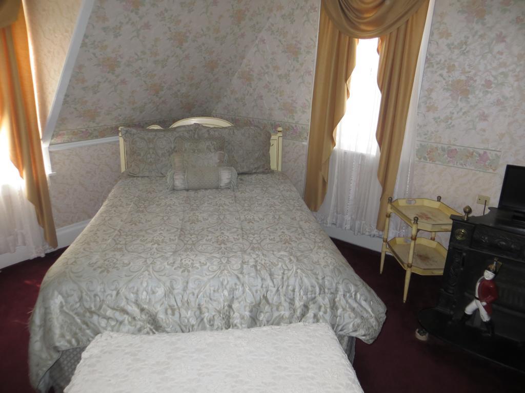 Edith Palmer'S Country Inn, Historical Bed & Breakfast Virginia City Ngoại thất bức ảnh
