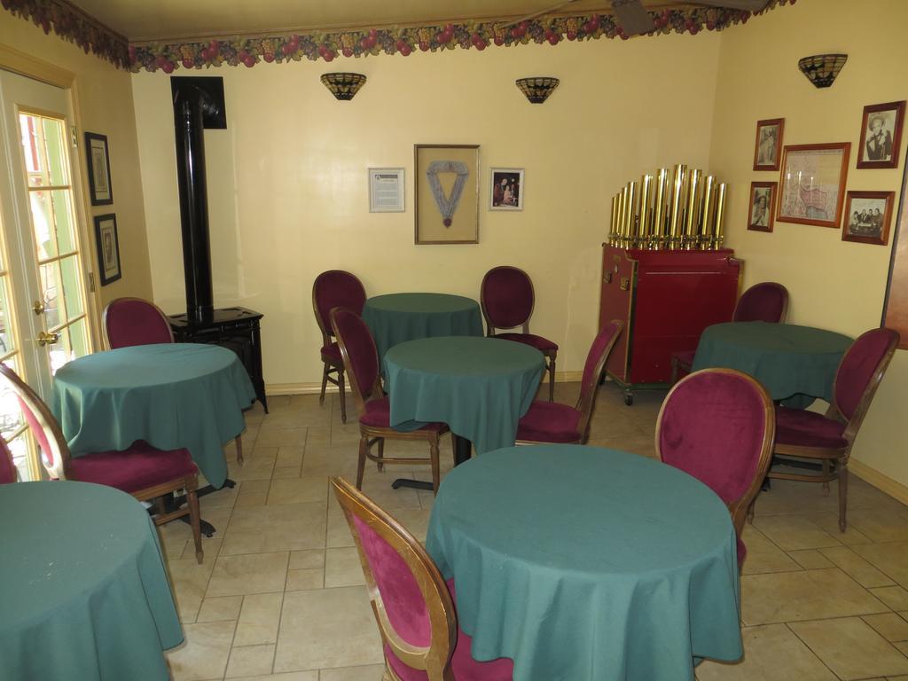 Edith Palmer'S Country Inn, Historical Bed & Breakfast Virginia City Ngoại thất bức ảnh