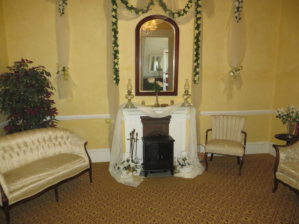 Edith Palmer'S Country Inn, Historical Bed & Breakfast Virginia City Ngoại thất bức ảnh