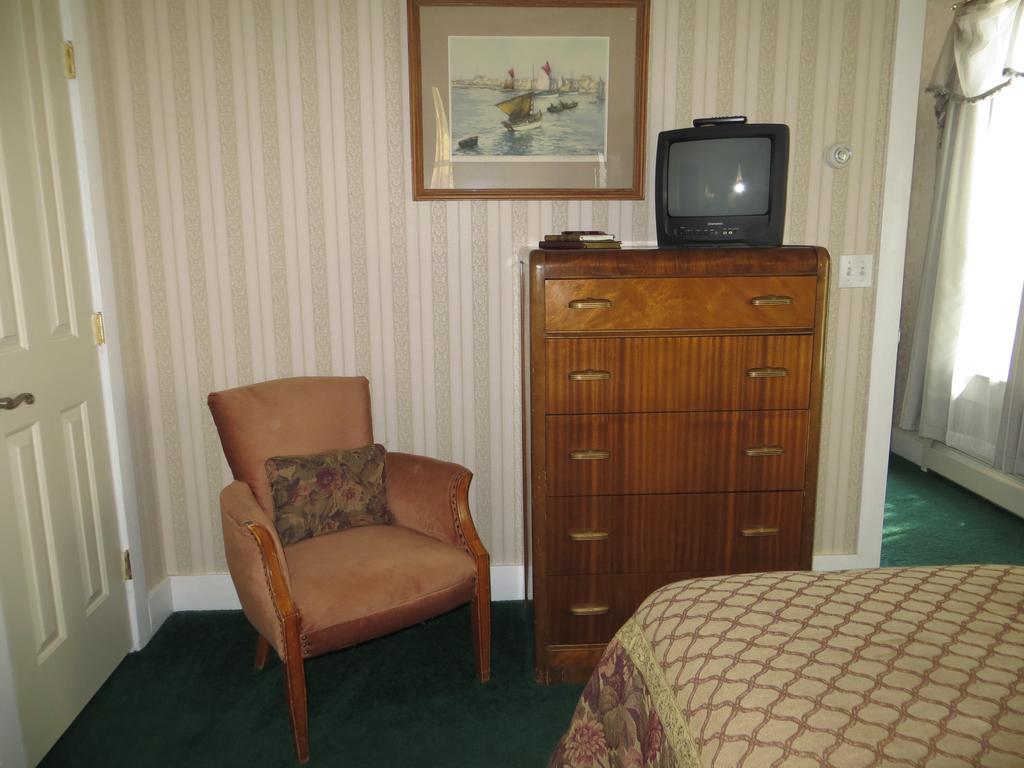 Edith Palmer'S Country Inn, Historical Bed & Breakfast Virginia City Ngoại thất bức ảnh