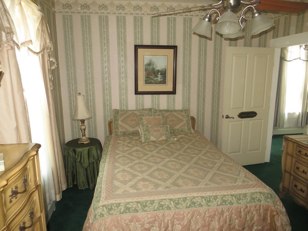 Edith Palmer'S Country Inn, Historical Bed & Breakfast Virginia City Ngoại thất bức ảnh